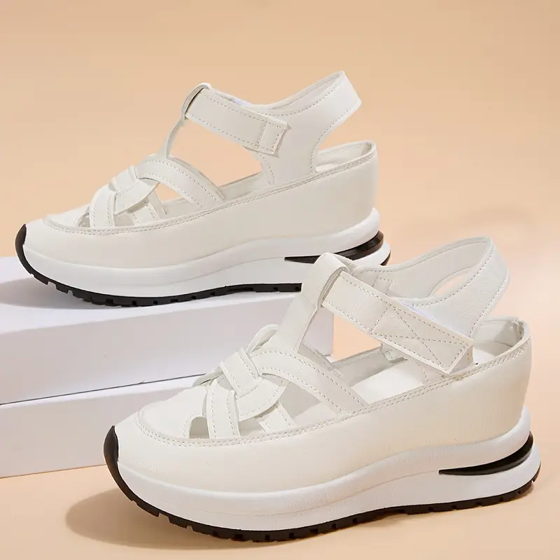 Aveta Everyday Sandals