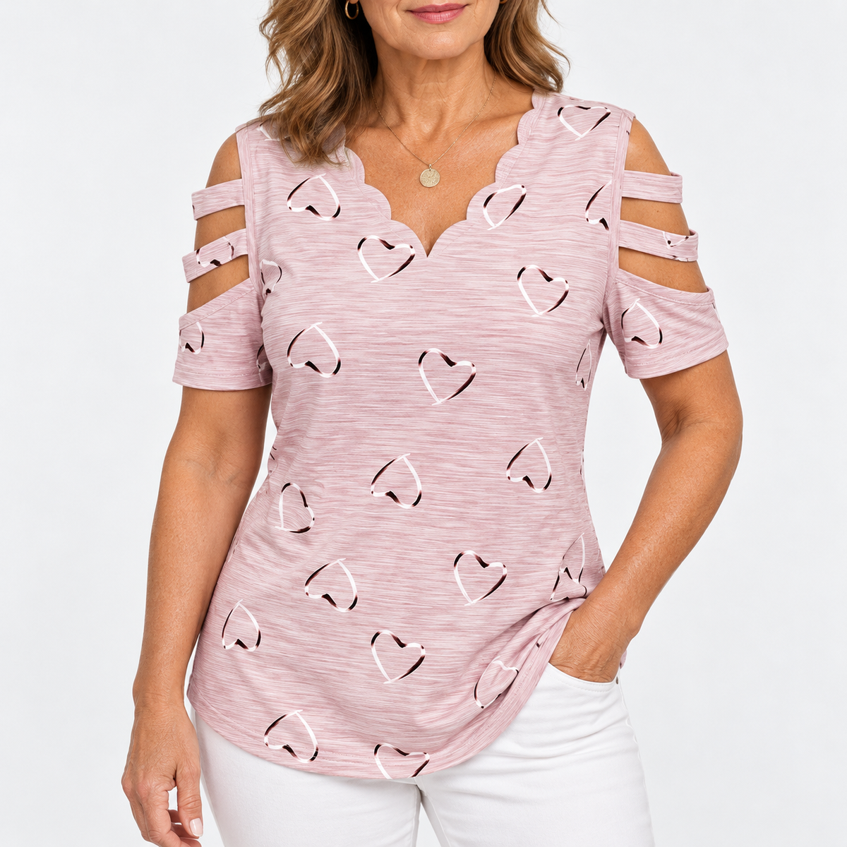 Linda | Scalloped V-Neck Heart Print T-Shirt