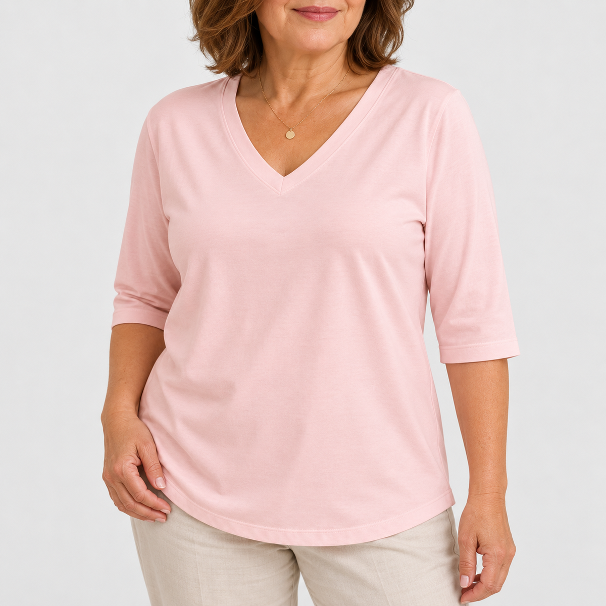 Mary-Ann | Comfort V-Neck Tee