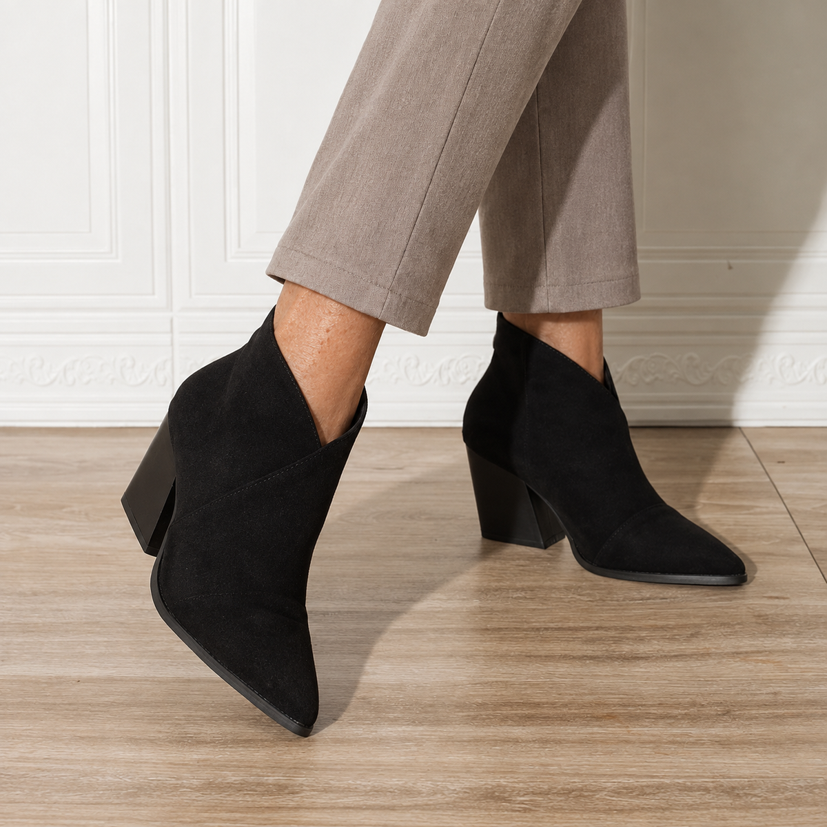 Rachel | Elegant everyday Ankle Heels