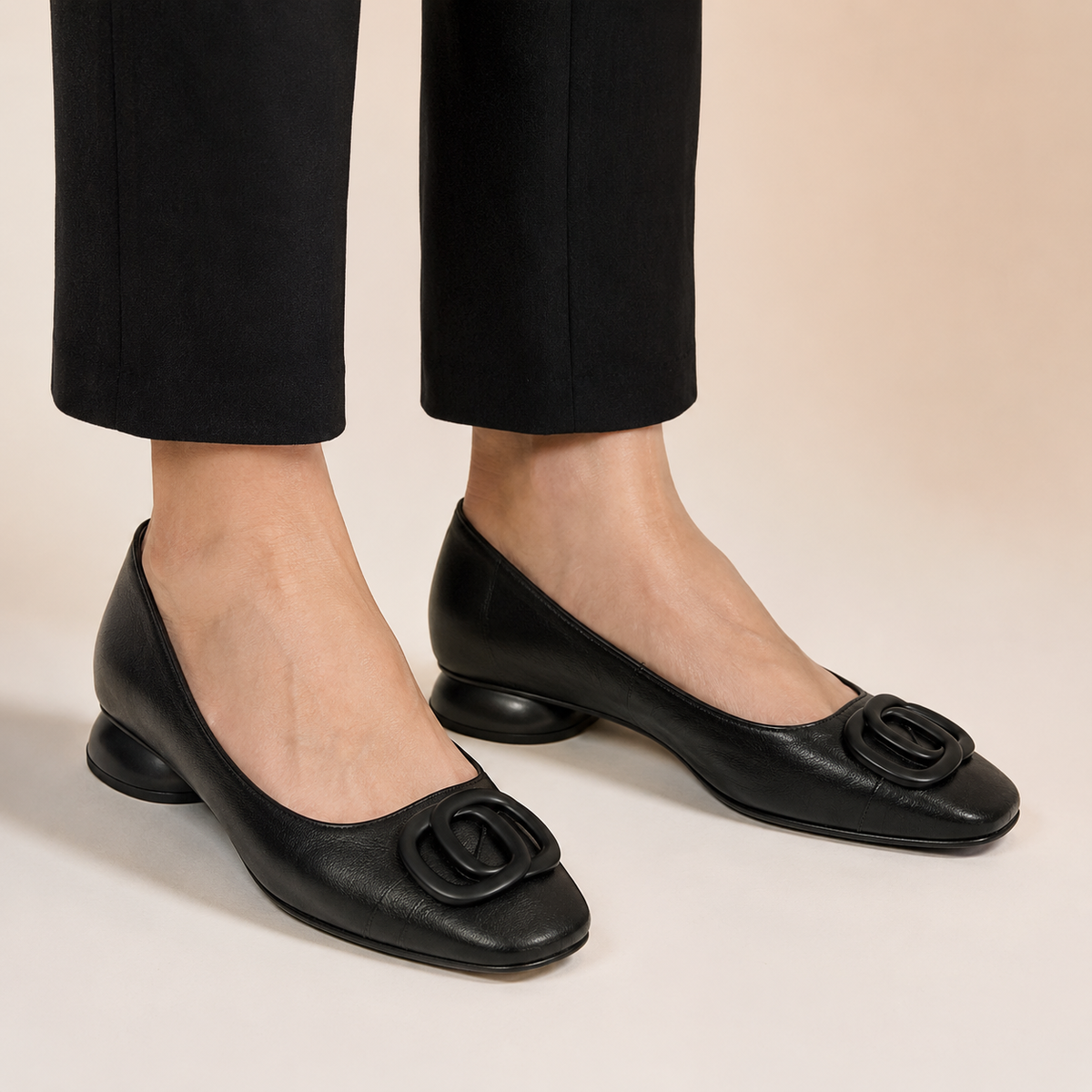 Opium Leather Flats