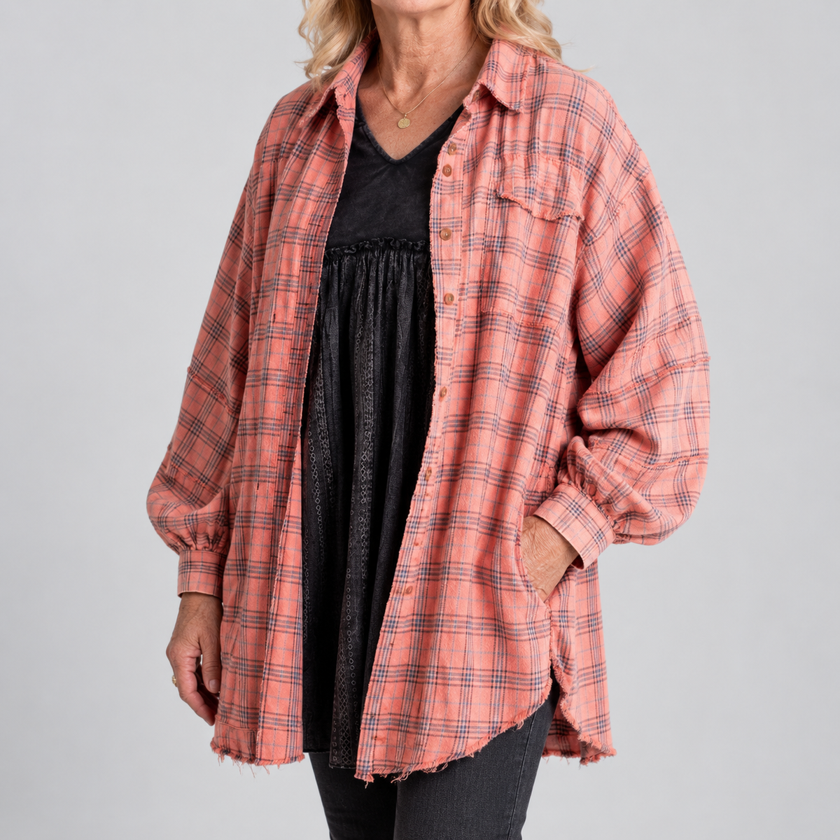 Women's Raw Hem Flannel Shirt Oversized Long Sleeve Blouse